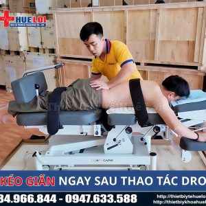 giường hỗ trợ thao tác cho bác sĩ vật lý trị liệu