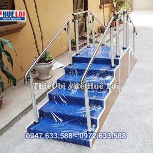 bậc thang tập đi cho người tai biến