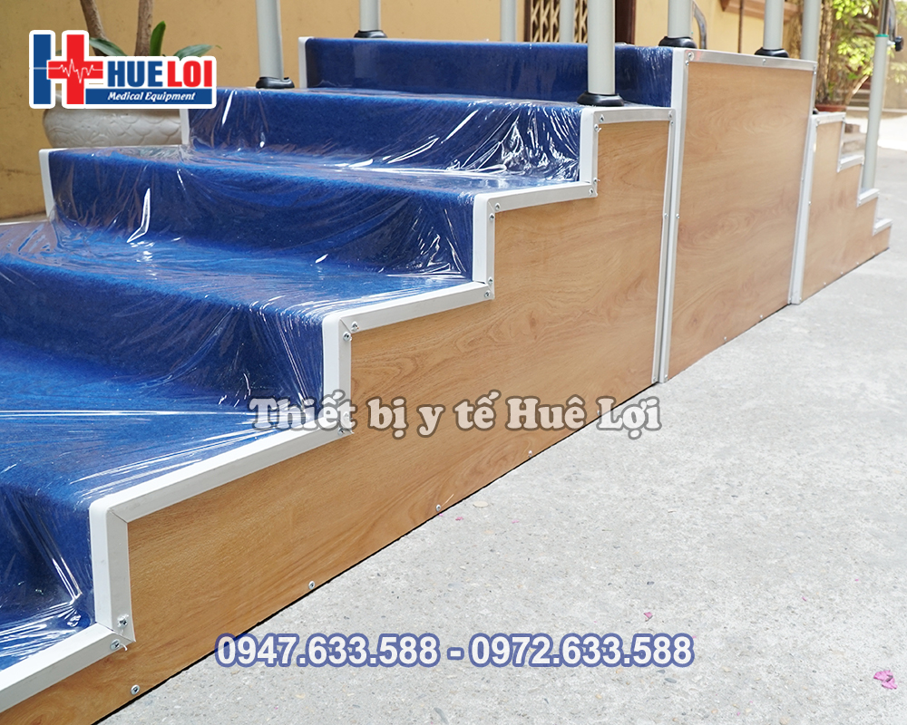 dụng cụ tập đi bằng bậc thang